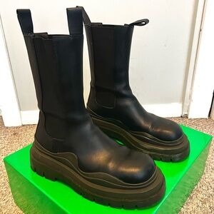 BOTTEGA VENETA TIRE CHELSEA BOOT